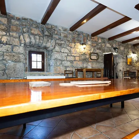 Dela Cassa Stone House Ledenice